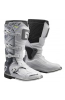 BOTAS GAERNE FATS BACK...
